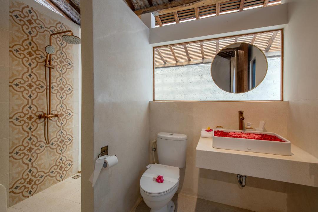 Photo of Bathroom in Padangsambian Klod