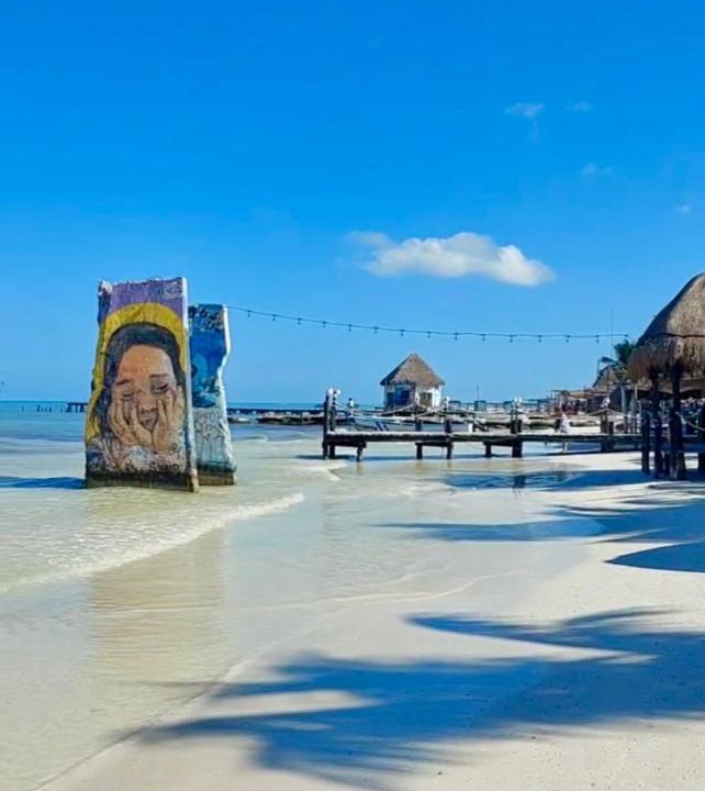 Photo of Others in Downtown Holbox