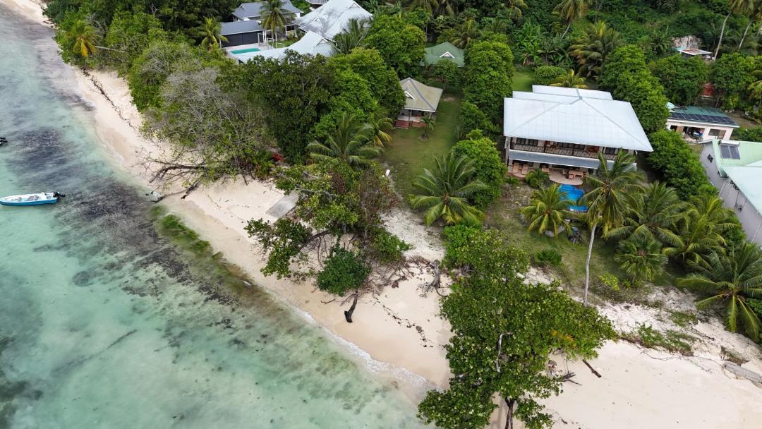 Photo of Others in Cerf Island