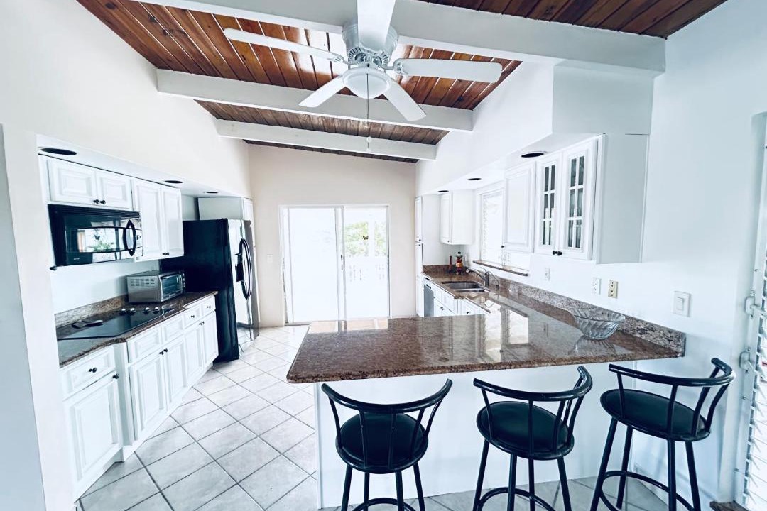 Photo of Kitchen in Discovery Bay