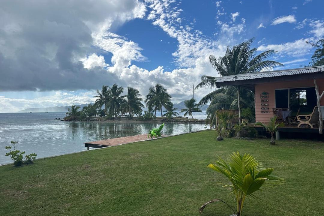 Photo of Others in Teahupoo