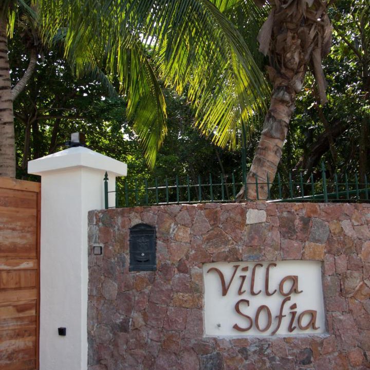 Photo of Buildings in Amitie