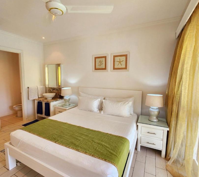 Photo of Bedroom in Eden Island