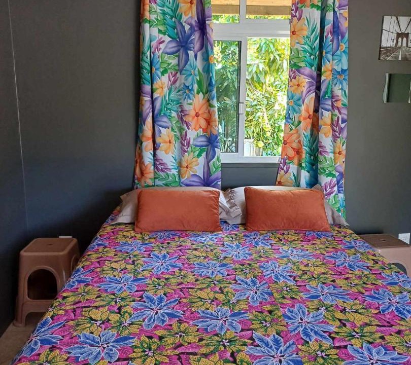 Photo of Bedroom in Faanui