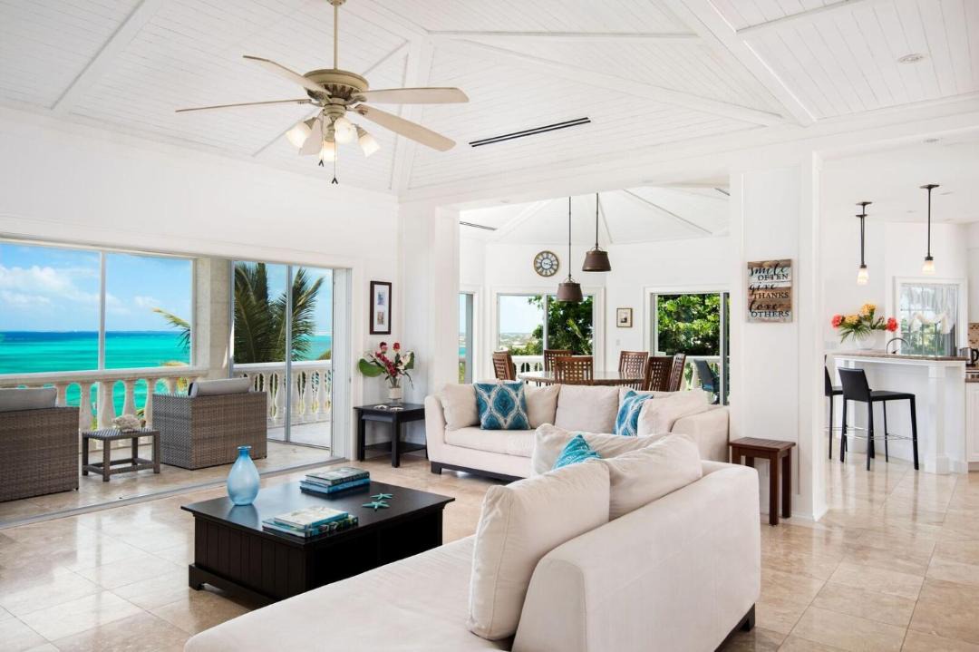 Photo of Livingroom in Blue Mountain