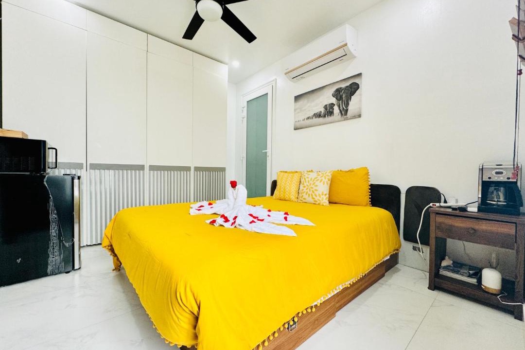 Photo of Bedroom in Leeward Settlement