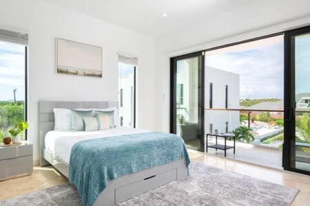 Photo of Bedroom in Long Bay Hills