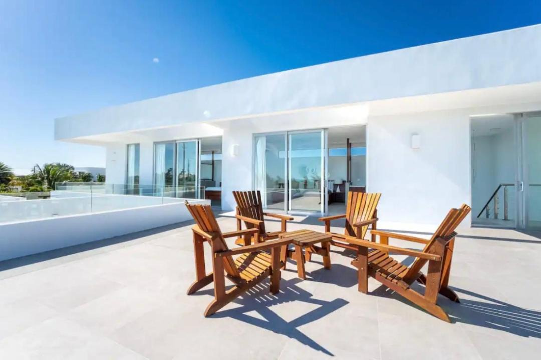 Photo of Patio Balcony in Long Bay