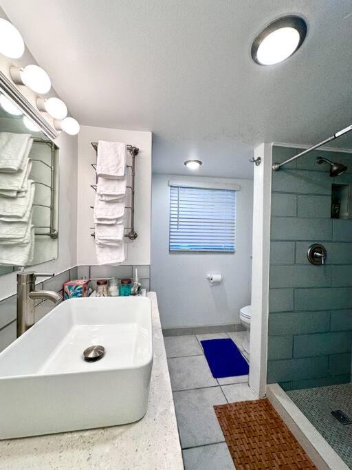 Photo of Bathroom in Discovery Bay