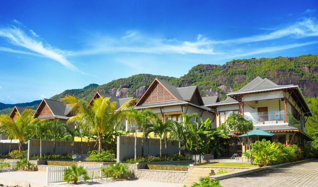 Photo of Buildings in Zig Zag Ward