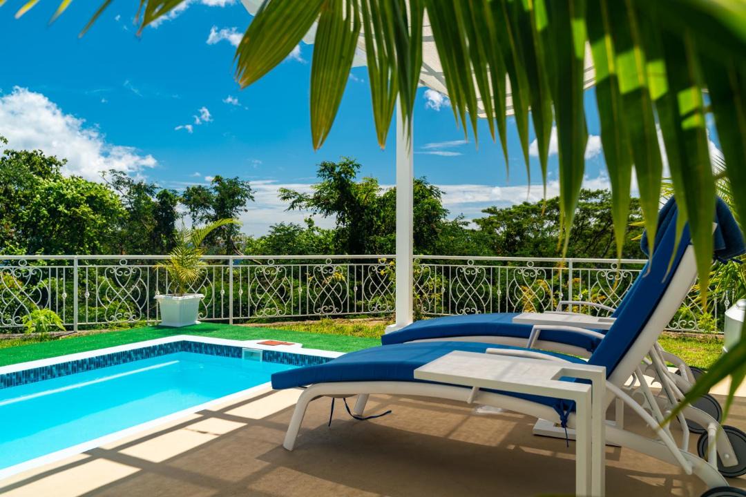 Photo of Patio Balcony in Beau Vallon