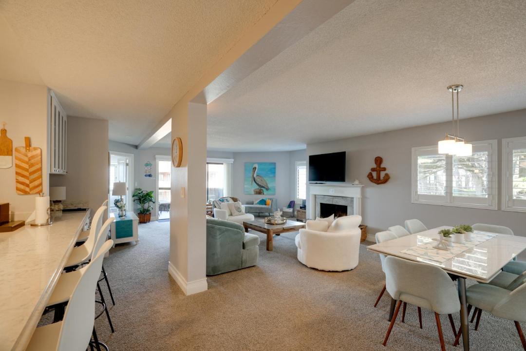 Photo of Livingroom in Pajaro Dunes