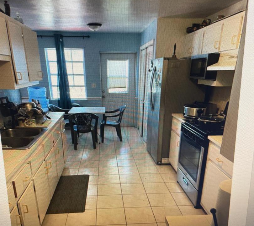 Photo of Kitchen in Cockburn Town