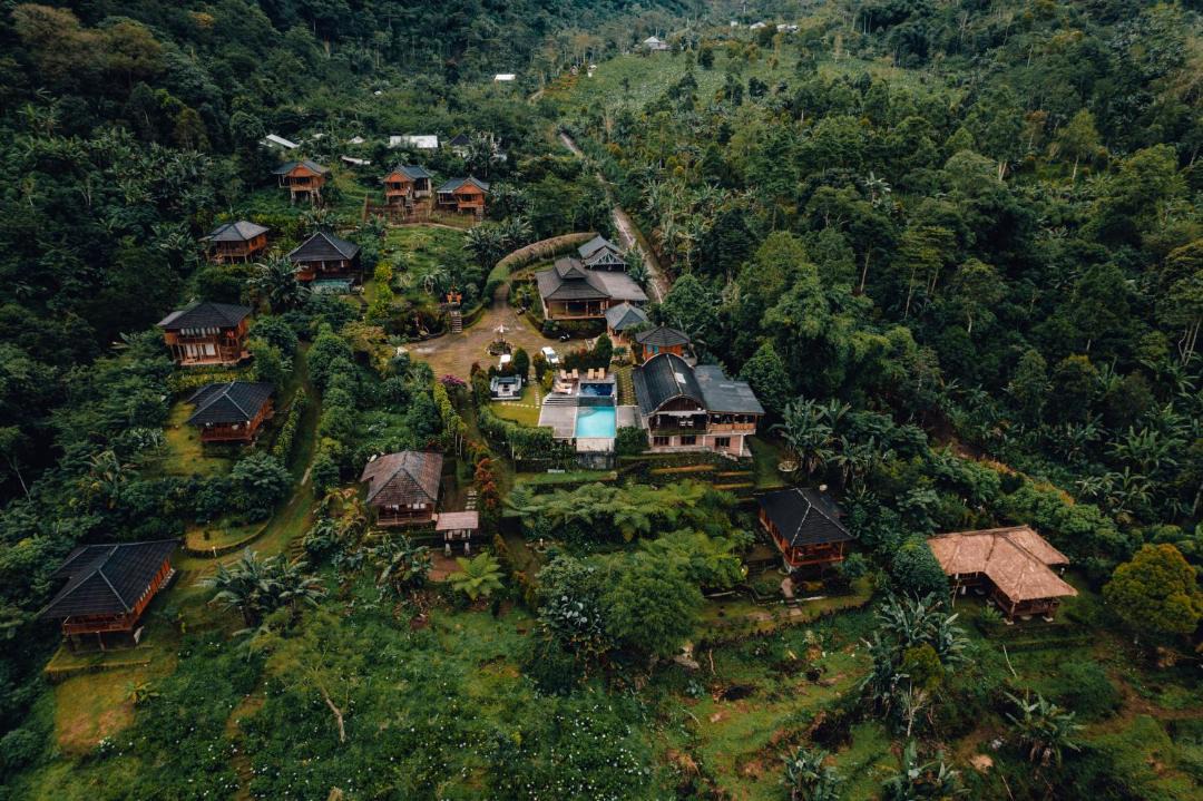 Photo of Others in Munduk
