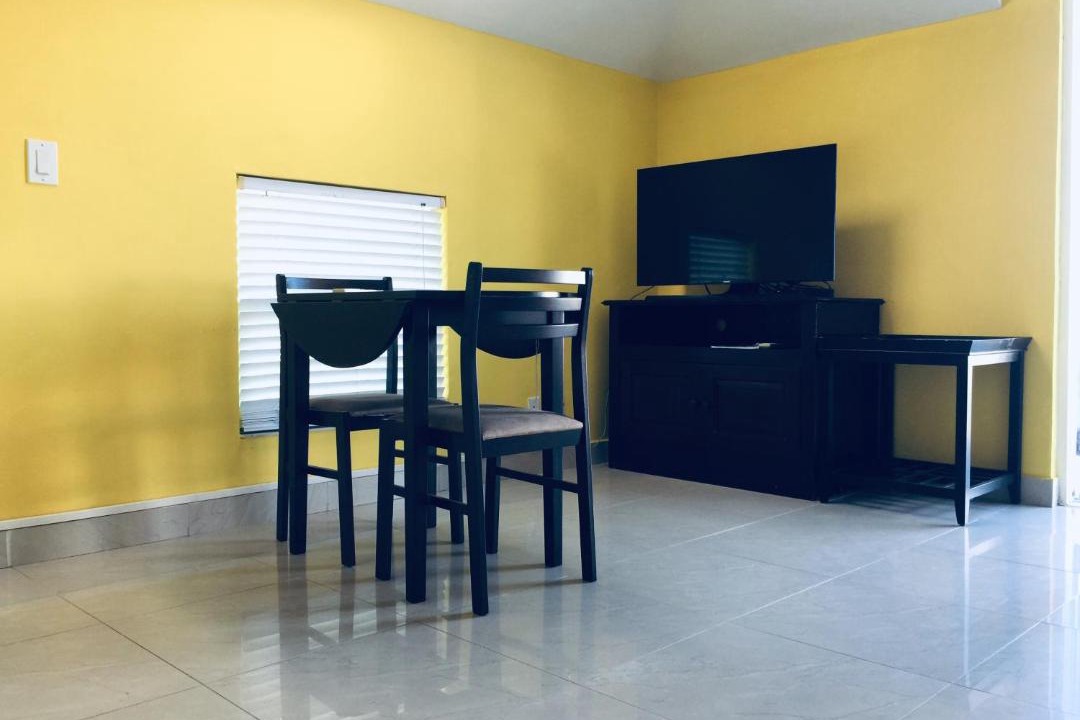 Photo of Livingroom in Leeward Settlement
