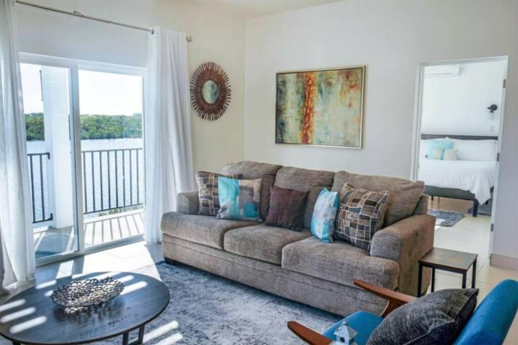 Photo of Livingroom in Venetian Road Settlement