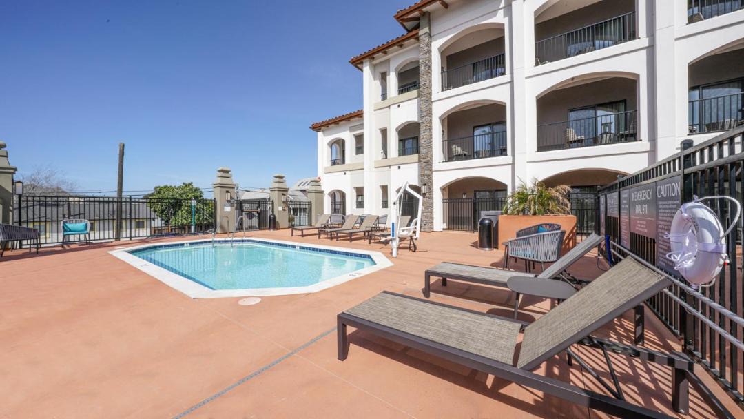 Photo of Patio Balcony in Beach Hill - Beach Flats