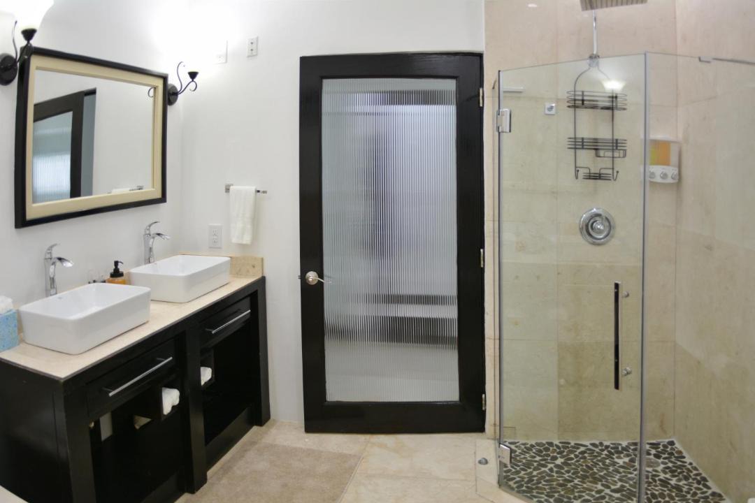 Photo of Bathroom in Leeward Settlement