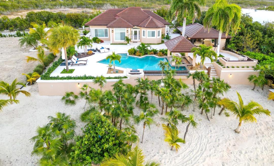 Photo of Outdoor in Leeward Settlement