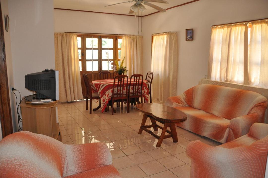 Photo of Livingroom in Grand Anse