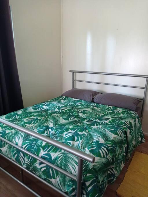 Photo of Bedroom in Afaahiti