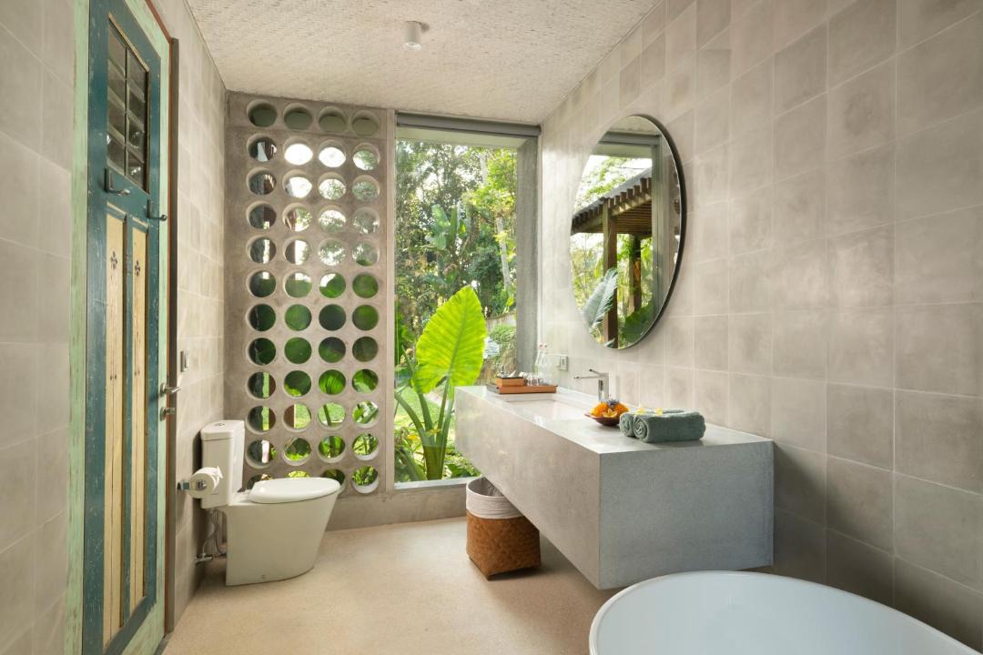 Photo of Bathroom in Sambahan
