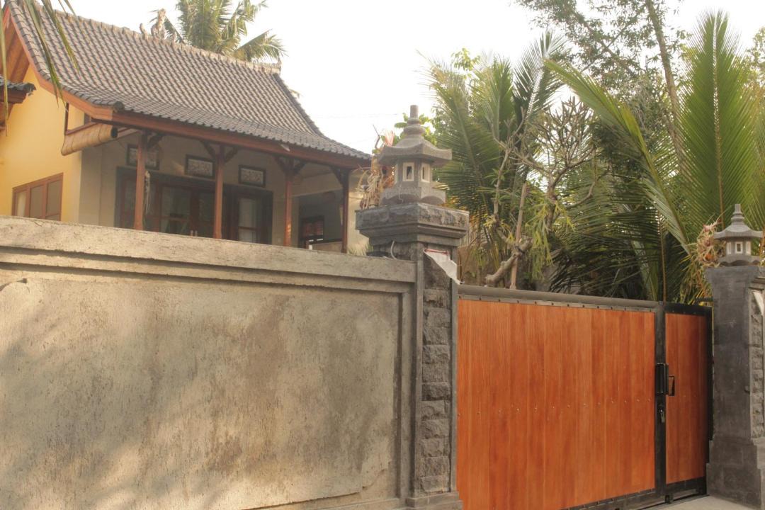 Photo of Buildings in Sambahan