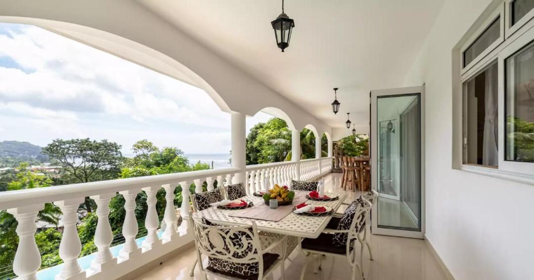 Photo of Patio Balcony in Anse aux Pins