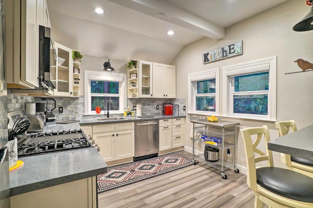 Photo of Kitchen in Ben Lomond
