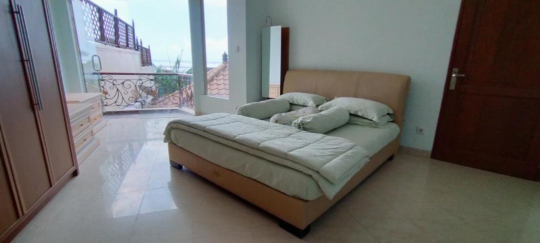 Photo of Bedroom in Mumbul