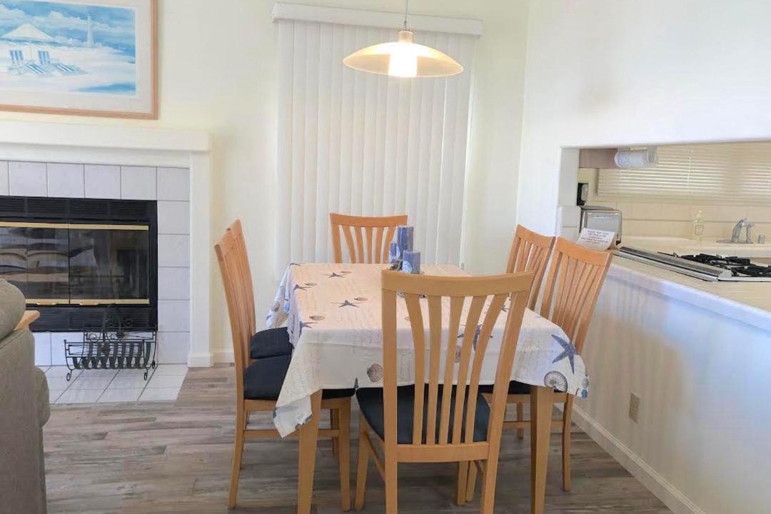 Photo of Livingroom in Capitola
