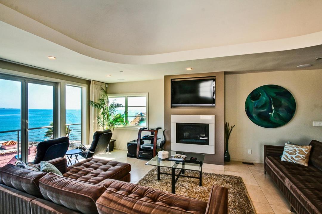 Photo of Livingroom in Capitola