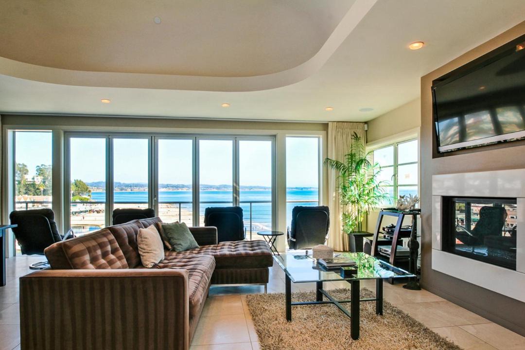 Photo of Livingroom in Capitola