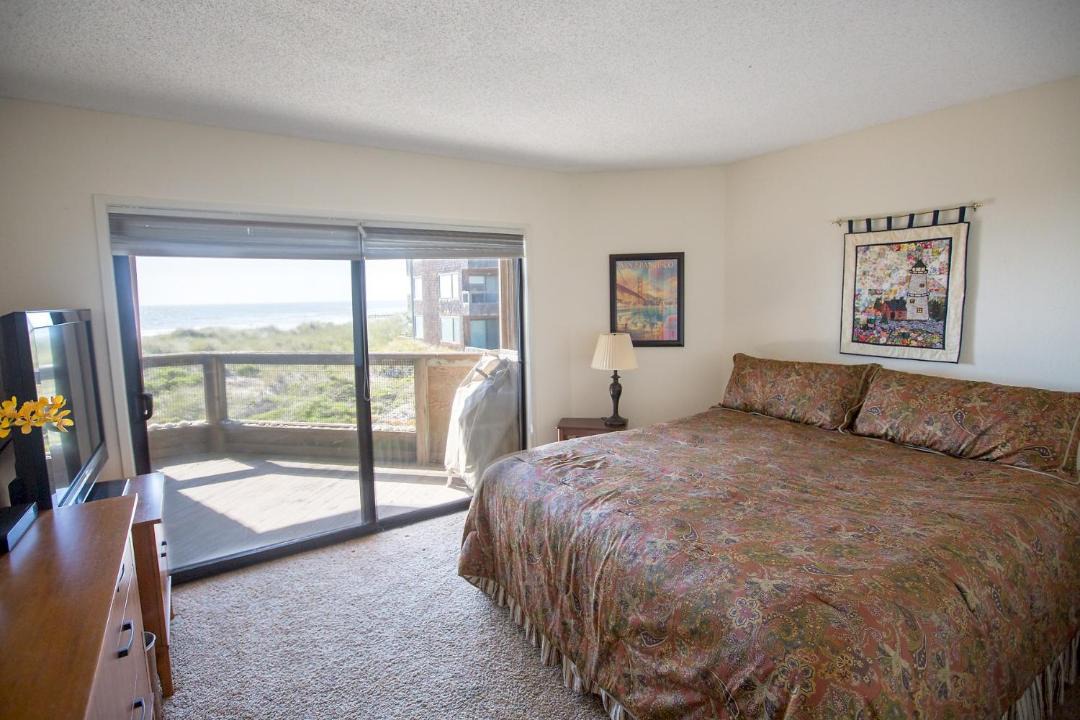Photo of Bedroom in Pajaro Dunes