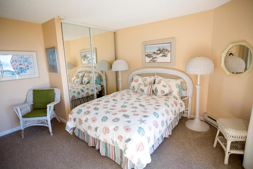 Photo of Bedroom in Pajaro Dunes