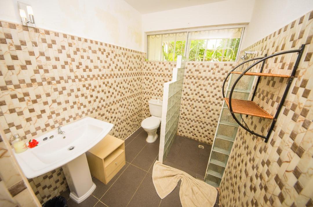 Photo of Bathroom in Mare Anglaise