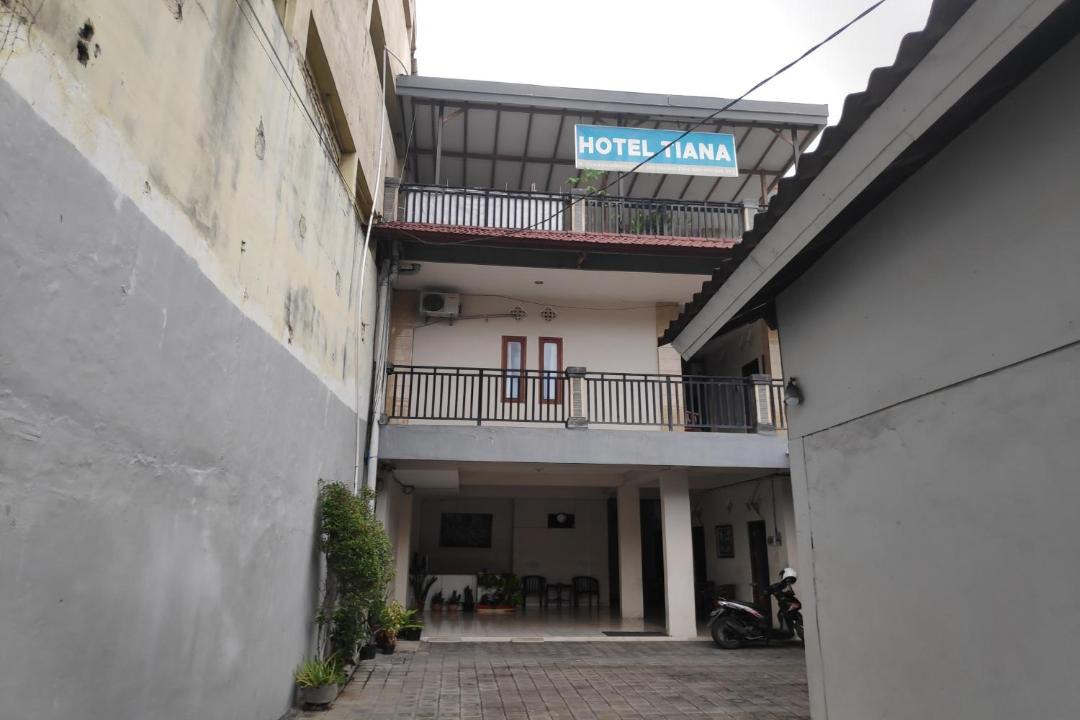 Photo of Buildings in Cokroaminto