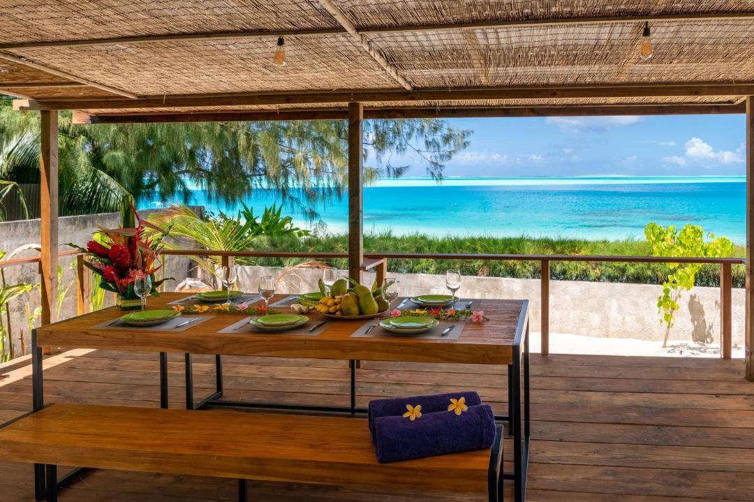 Photo of Patio Balcony in Point Matira