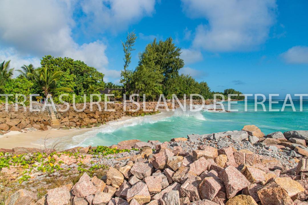Photo of Others in Anse Kerlan