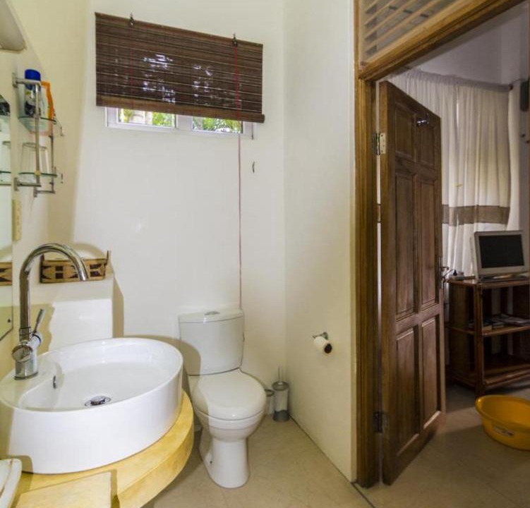 Photo of Bathroom in Mare Anglaise