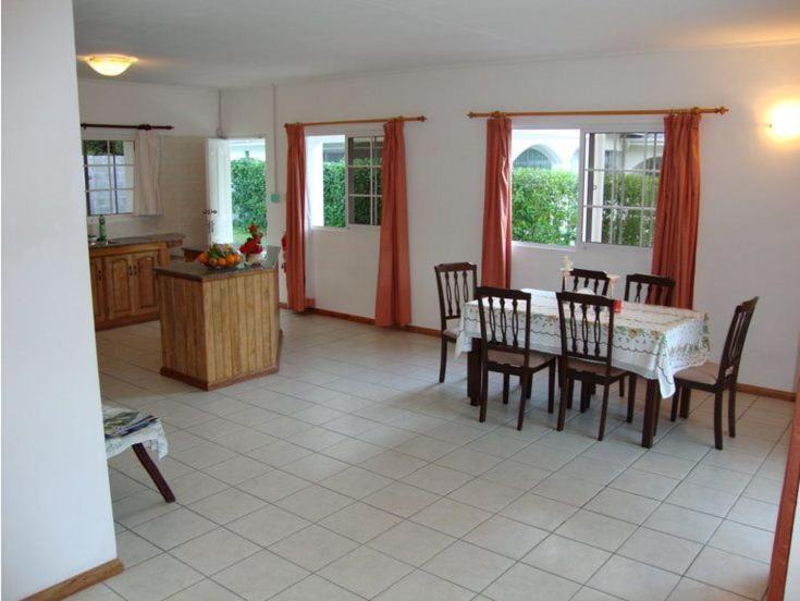 Photo of Livingroom in Beau Vallon