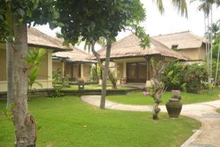 Photo of Others in Pemaron