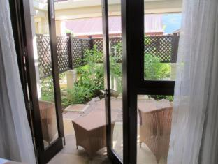 Photo of Patio Balcony in Eden Island