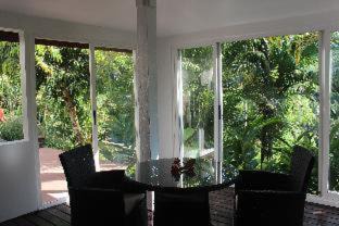 Photo of Patio Balcony in Anse La Mouche