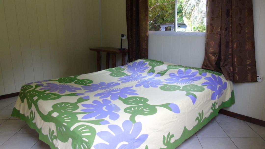 Photo of Bedroom in Teahupoo