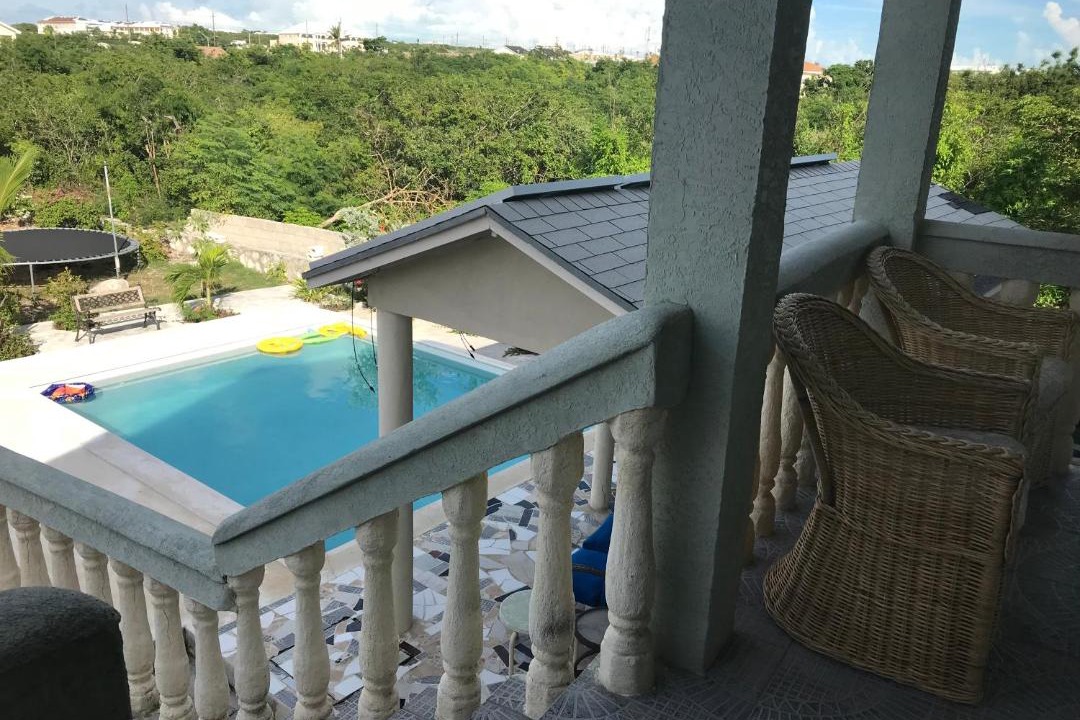 Photo of Patio Balcony in Discovery Bay