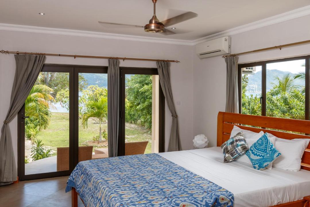 Photo of Bedroom in Cerf Island