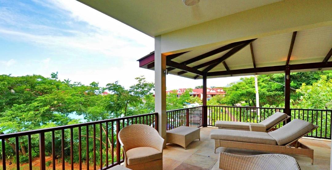 Photo of Patio Balcony in Eden Island