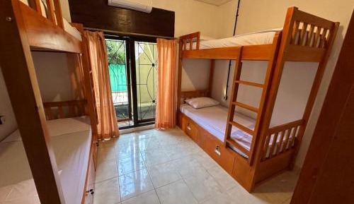 Bed in 6-Bed Mixed Dormitory Room
