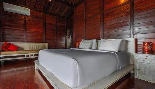 One Bedroom Villa with Garden View